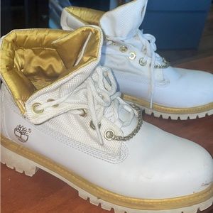 White and gold timbs
